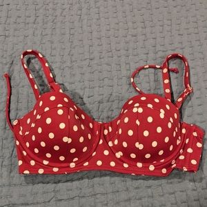 Adore Me Zayda swim suit top size 34C